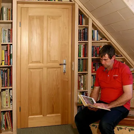 Apartment Alte Försterei Knau